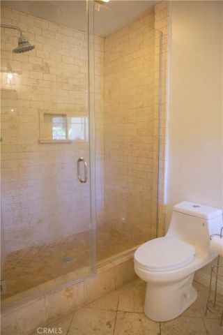 5200 Valley Circle Boulevard, Woodland Hills, CA 91367