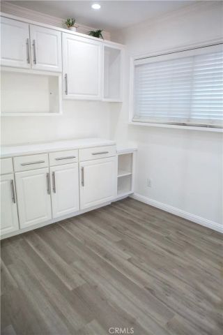 5200 Valley Circle Boulevard, Woodland Hills, CA 91367