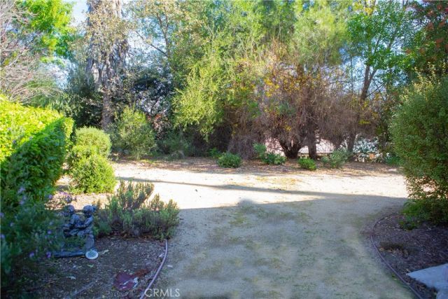 5200 Valley Circle Boulevard, Woodland Hills, CA 91367