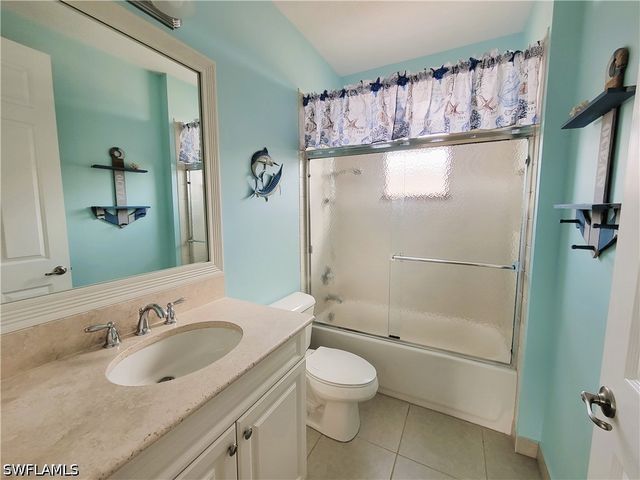 13728 Luna DR, Naples, FL 34109