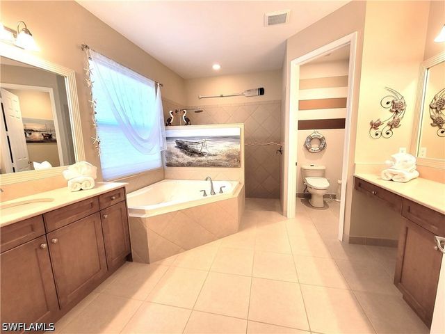 13728 Luna DR, Naples, FL 34109