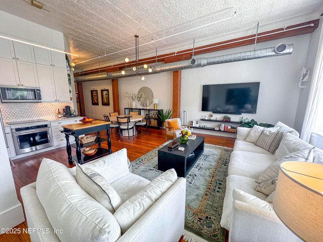 301 E BAY Street 202, Jacksonville, FL 32202