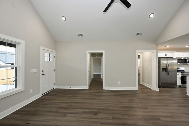 210 Ross Ave Unit 120, Gallatin, TN 37066