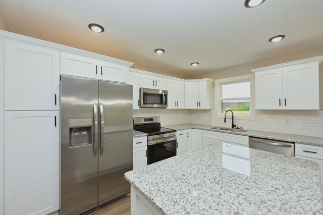210 Ross Ave Unit 120, Gallatin, TN 37066