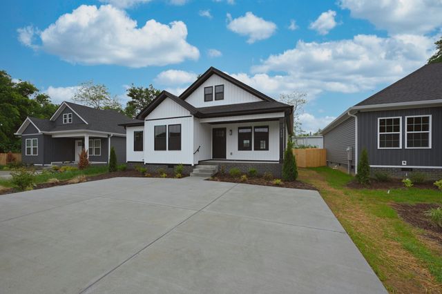 210 Ross Ave Unit 120, Gallatin, TN 37066