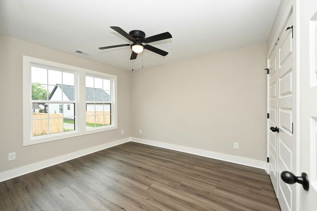 210 Ross Ave Unit 120, Gallatin, TN 37066