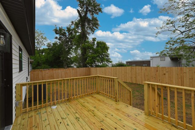 210 Ross Ave Unit 120, Gallatin, TN 37066