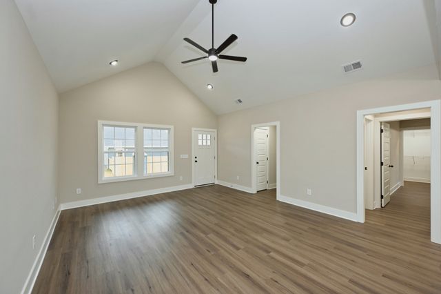 210 Ross Ave Unit 120, Gallatin, TN 37066