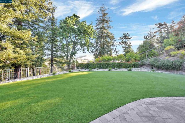 3196 Lucas Cir, Lafayette, CA 94549