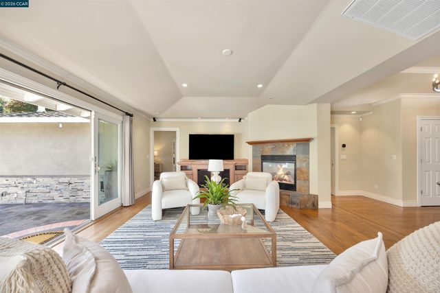 3196 Lucas Cir, Lafayette, CA 94549
