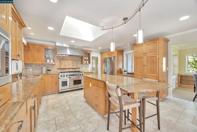 3196 Lucas Cir, Lafayette, CA 94549