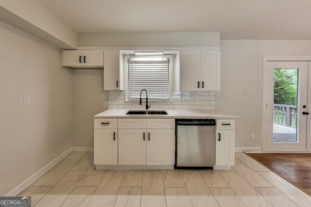 3110 Rollingwood Lane SE, Atlanta, GA 30316