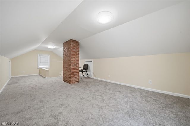 2231 Brockway Road, University Heights, OH 44118