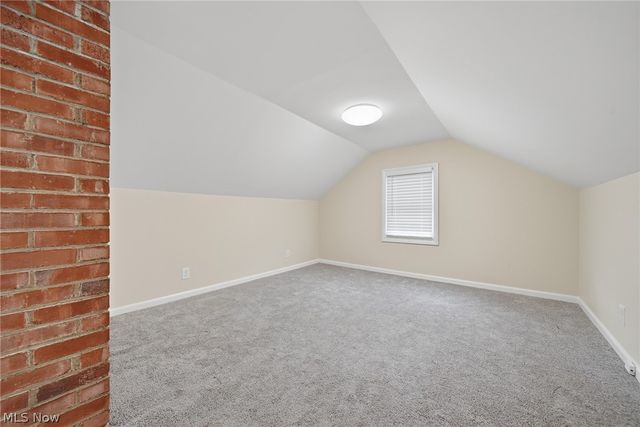 2231 Brockway Road, University Heights, OH 44118