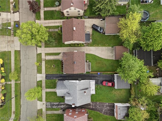 2231 Brockway Road, University Heights, OH 44118