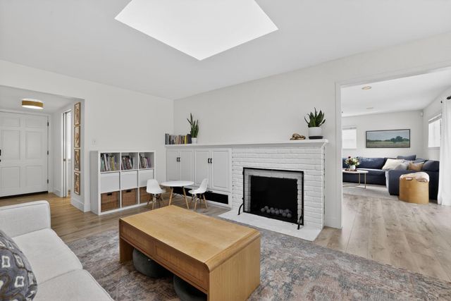 4415 Clytie Way, Sacramento, CA 95864