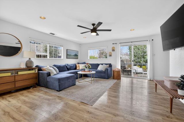 4415 Clytie Way, Sacramento, CA 95864