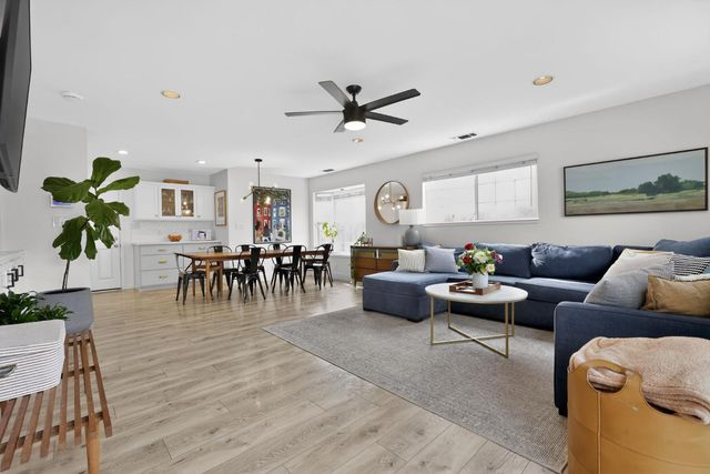 4415 Clytie Way, Sacramento, CA 95864