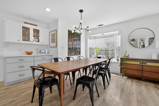 4415 Clytie Way, Sacramento, CA 95864