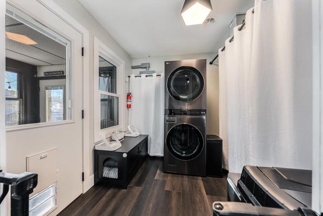 913 JEFFERSON STREET, Menasha, WI 54952