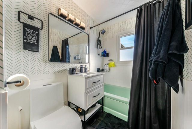 913 JEFFERSON STREET, Menasha, WI 54952