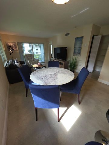 207 Tropic Isle Drive 215, Delray Beach, FL 33483