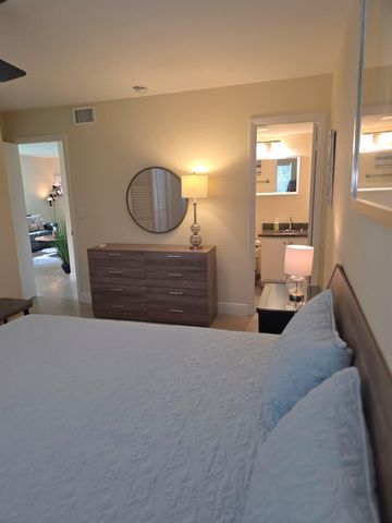 207 Tropic Isle Drive 215, Delray Beach, FL 33483