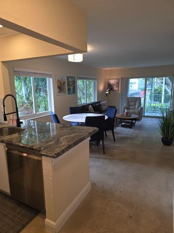 207 Tropic Isle Drive 215, Delray Beach, FL 33483
