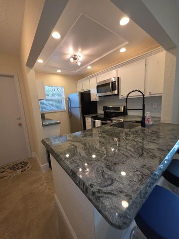 207 Tropic Isle Drive 215, Delray Beach, FL 33483
