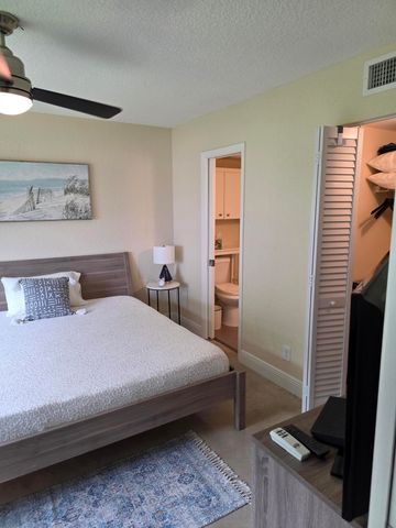 207 Tropic Isle Drive 215, Delray Beach, FL 33483