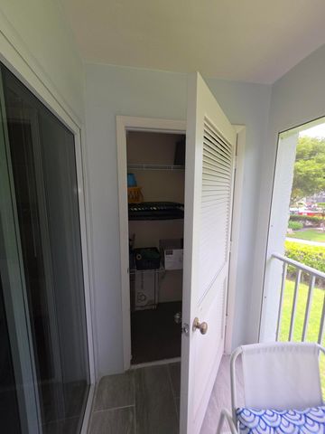 207 Tropic Isle Drive 215, Delray Beach, FL 33483