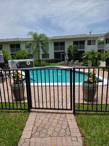 207 Tropic Isle Drive 215, Delray Beach, FL 33483