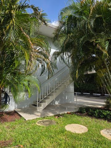 207 Tropic Isle Drive 215, Delray Beach, FL 33483
