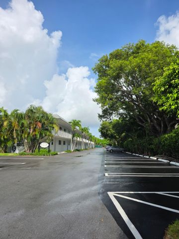 207 Tropic Isle Drive 215, Delray Beach, FL 33483