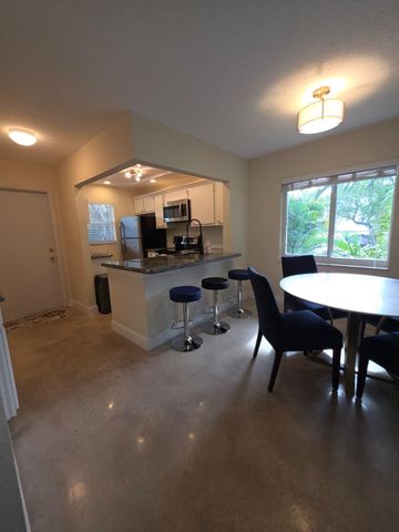 207 Tropic Isle Drive 215, Delray Beach, FL 33483
