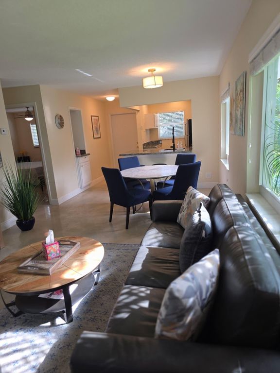 207 Tropic Isle Drive 215, Delray Beach, FL 33483