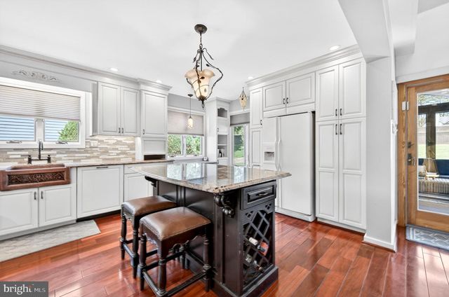1115 WOODSTOCK LN, West Chester, PA 19382