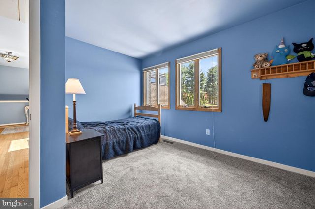 1115 WOODSTOCK LN, West Chester, PA 19382