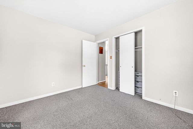 1115 WOODSTOCK LN, West Chester, PA 19382