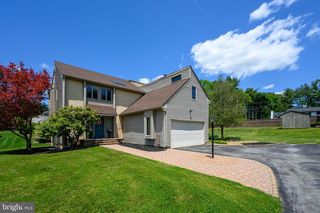 1115 WOODSTOCK LN, West Chester, PA 19382
