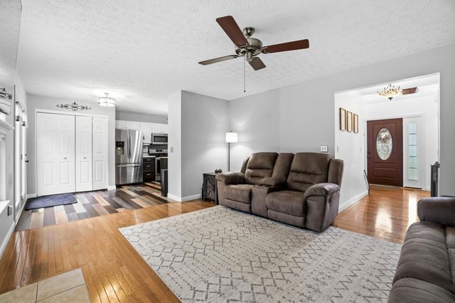 748 Stablewatch Drive, Independence, KY 41051