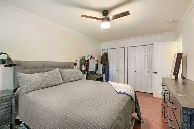 1410 W Sherwin Avenue B, Chicago, IL 60626
