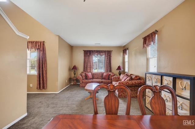 3106 Campfire Drive, Bakersfield, CA 93312