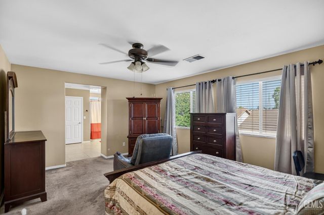 3106 Campfire Drive, Bakersfield, CA 93312