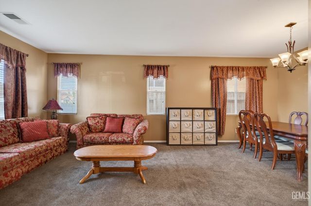 3106 Campfire Drive, Bakersfield, CA 93312
