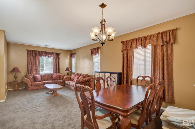 3106 Campfire Drive, Bakersfield, CA 93312