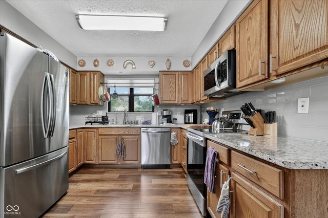 4937 Windridge Drive 8, Indianapolis, IN 46226