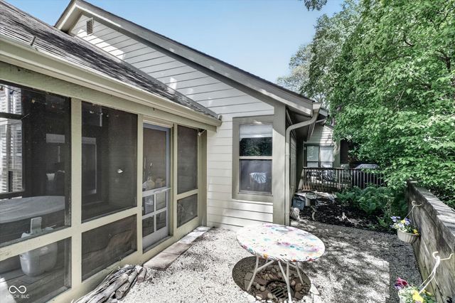 4937 Windridge Drive 8, Indianapolis, IN 46226