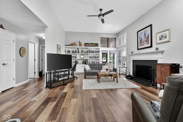 4937 Windridge Drive 8, Indianapolis, IN 46226