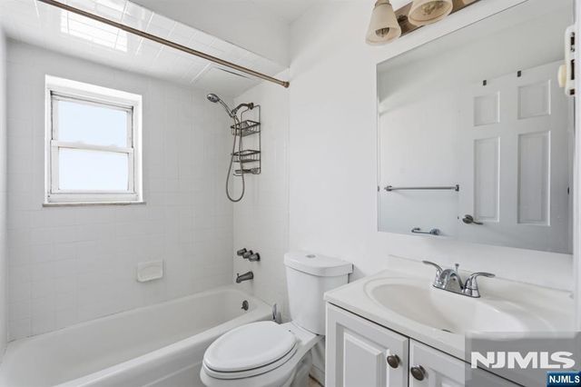 207 Polifly Road 4, Hackensack, NJ 07601